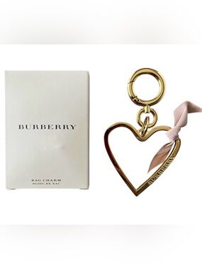 Burberry Gold Heart Bag Charm Key Ring Logo Charm With Box